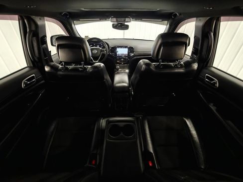 Used 2019 Jeep Grand Cherokee Altitude AWD/4WD image 27