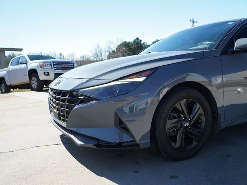 Used 2022 Hyundai Elantra SEL w/ Convenience Package image 11