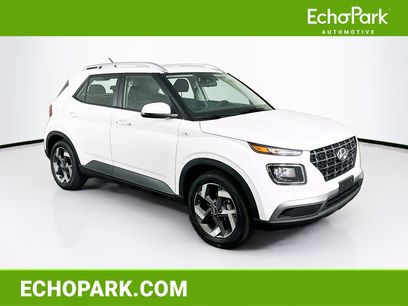 Used 2025 Hyundai Venue SEL