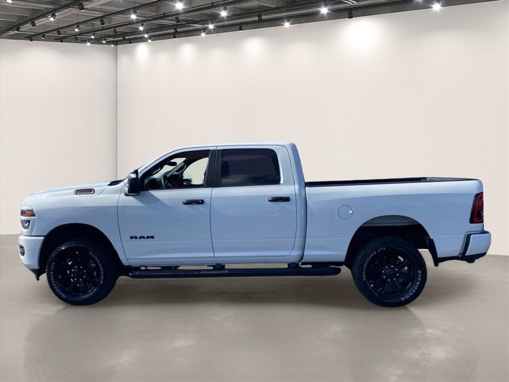 Used 2026 RAM 2500 Big Horn AWD/4WD image 4