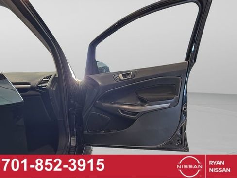 Used 2021 Ford EcoSport SE image 37