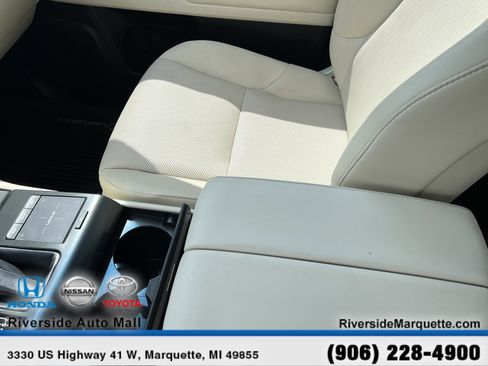 Used 2022 Lexus GX 460 Premium AWD/4WD image 20