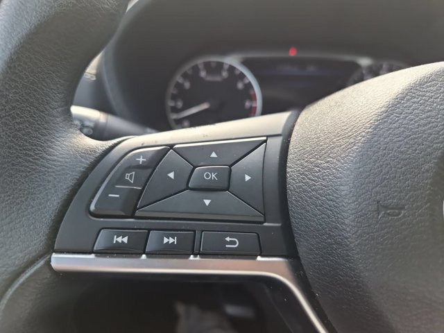 Used 2025 Nissan Sentra SV FWD image 20