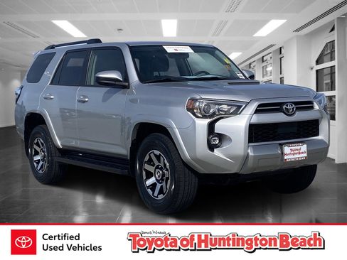 Certified 2024 Toyota 4Runner TRD Off-Road image 1