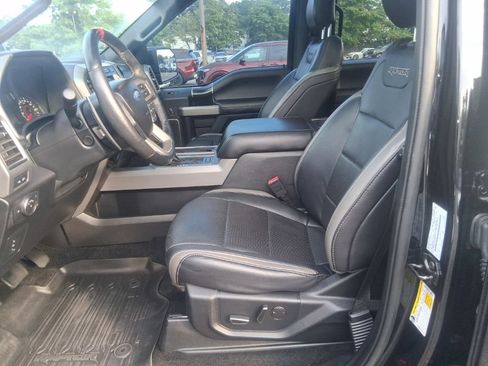 Used 2018 Ford F150 Raptor w/ Equipment Group 802A Luxury AWD/4WD image 13