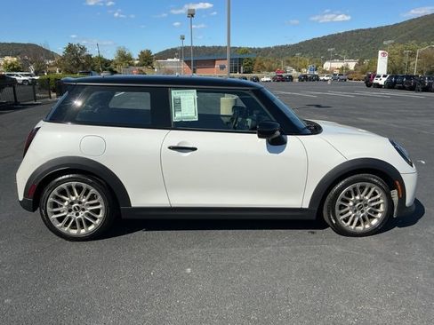 Used 2025 MINI Cooper S image 4