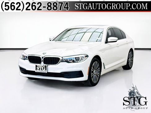 Used 2020 BMW 530e w/ Convenience Package RWD image 1