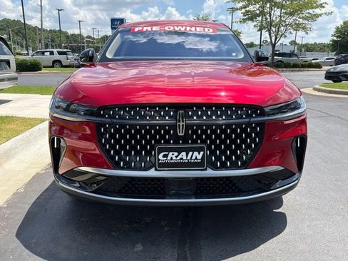 Used 2024 Lincoln Nautilus Premier AWD/4WD image 3