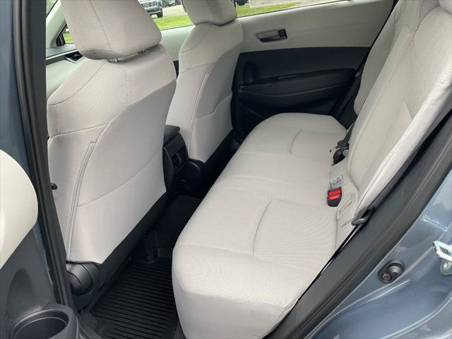 New 2026 Toyota Corolla Cross LE w/ Moonroof Package AWD/4WD image 18