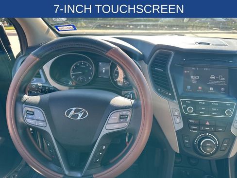 Used 2017 Hyundai Santa Fe Sport image 10