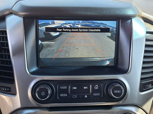 Used 2015 Chevrolet Suburban LT w/ Luxury Package image 16