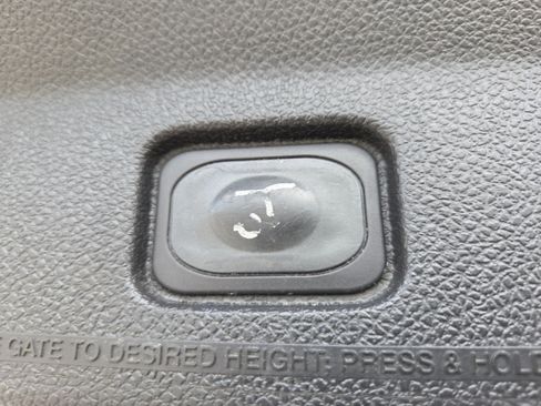 Used 2016 Ford Explorer Platinum AWD/4WD image 21