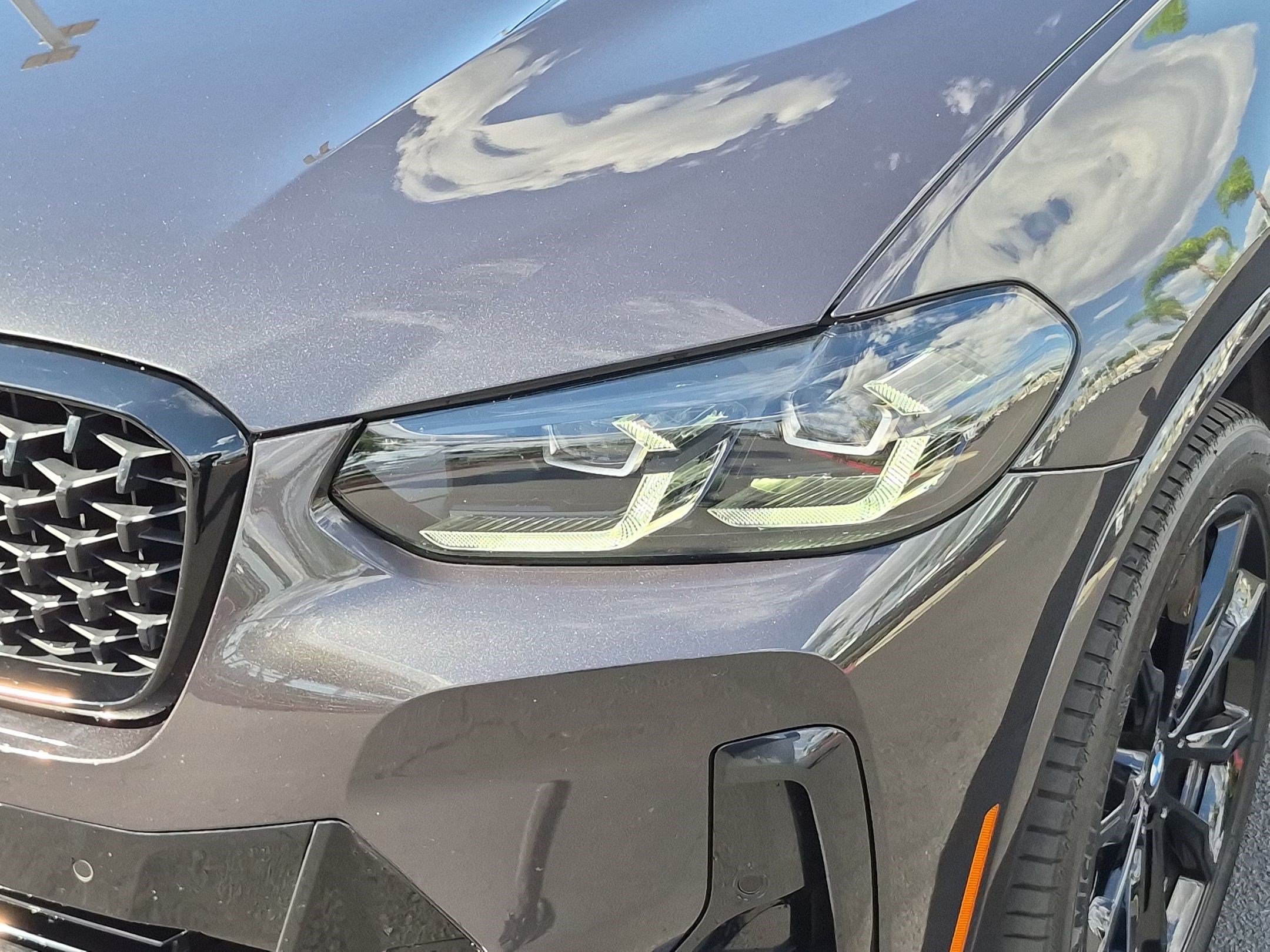 Used 2025 BMW X4 xDrive30i w/ Premium Package AWD/4WD image 6