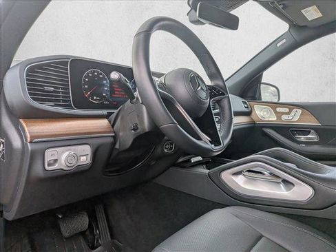 Used 2025 Mercedes-Benz GLE 350 4MATIC image 10
