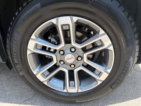 Used 2025 GMC Terrain Elevation AWD/4WD image 27