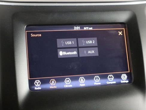 Used 2019 Jeep Cherokee Latitude w/ Popular Appearance Group AWD/4WD image 30