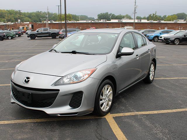 Used 2012 MAZDA MAZDA3 i Touring FWD image 2