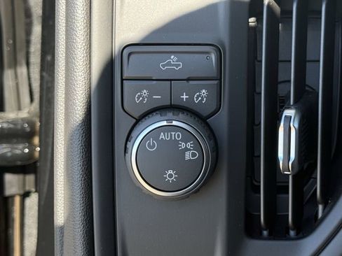 New 2026 Chevrolet Silverado 1500 Custom image 19