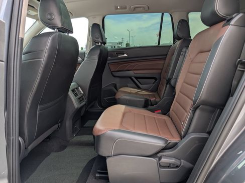 Used 2021 Volkswagen Atlas SEL Premium AWD/4WD image 15