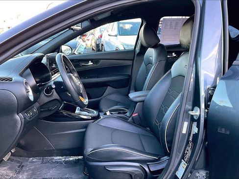 Used 2023 Kia Forte GT-Line image 14