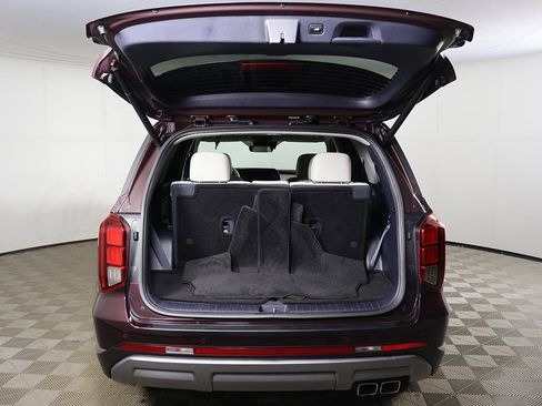 Used 2024 Hyundai Palisade Limited image 22