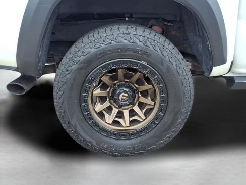 Used 2018 Toyota Tacoma TRD Pro image 2