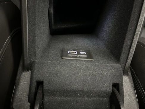 Used 2023 Cadillac XT6 Sport image 23