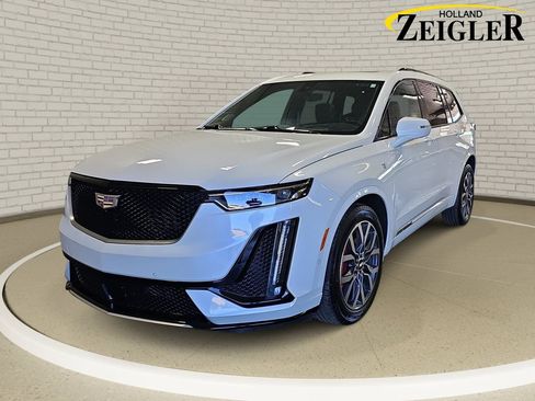 Used 2023 Cadillac XT6 Sport w/ Platinum Package AWD/4WD image 1