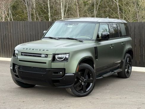 New 2026 Land Rover Defender 110 X-Dynamic SE AWD/4WD image 1