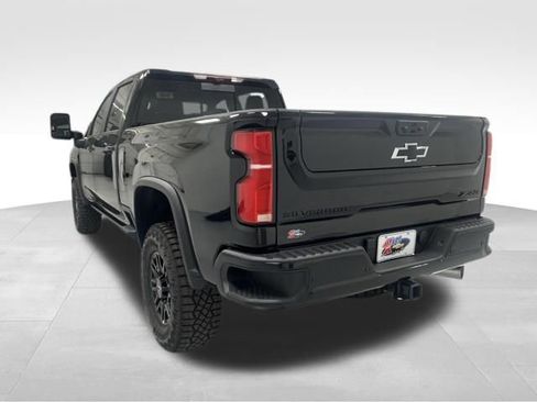 New 2026 Chevrolet Silverado 2500 ZR2 w/ LPO, Dark Essentials Package AWD/4WD image 16