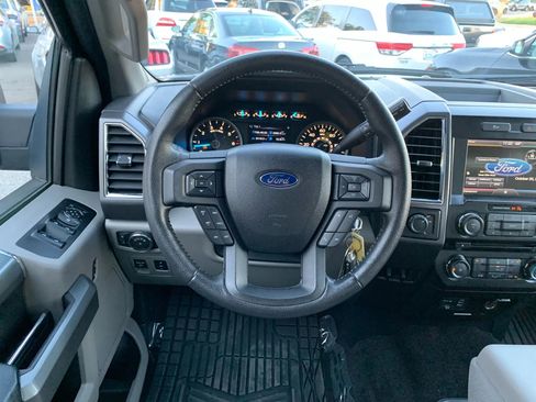 Used 2015 Ford F150 XLT w/ Equipment Group 302A Luxury image 16