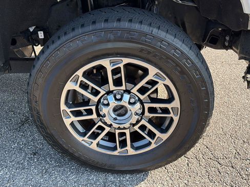 Used 2024 Ford F350 Limited w/ FX4 Off-Road Package AWD/4WD image 4