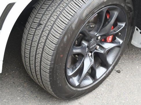 Used 2025 Dodge Durango SRT Hellcat w/ Black Package image 11