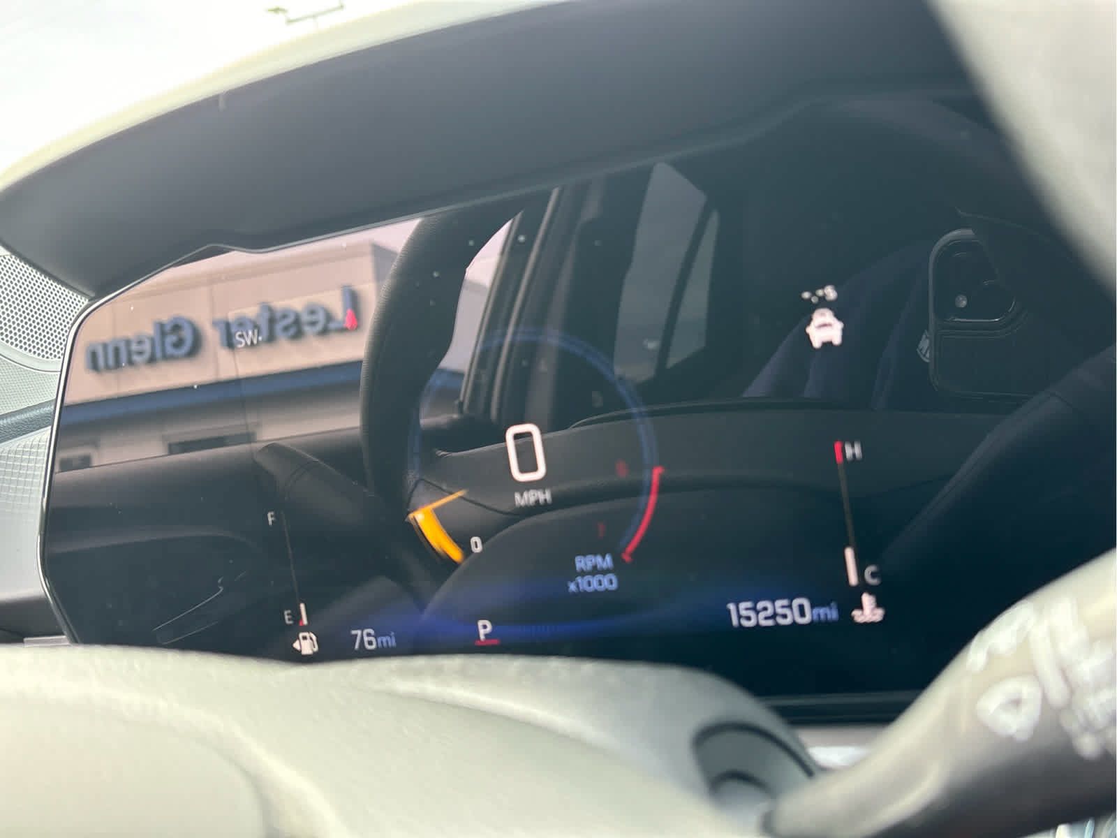 Used 2025 Chevrolet Trax LT FWD image 18