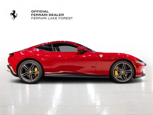 Used 2021 Ferrari Roma image 9