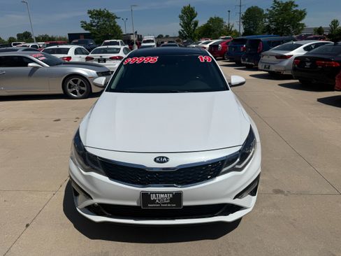 Used 2019 Kia Optima S w/ S Panoramic Sunroof Package FWD image 5