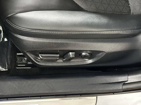 Used 2023 Toyota Camry XSE FWD image 19