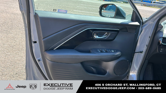 Used 2025 Acura ADX AWD image 9