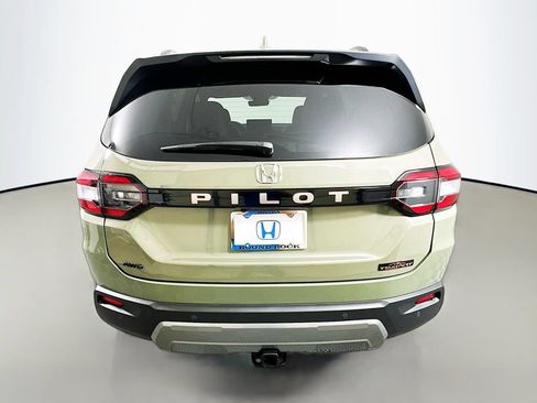 Certified 2026 Honda Pilot TrailSport image 6