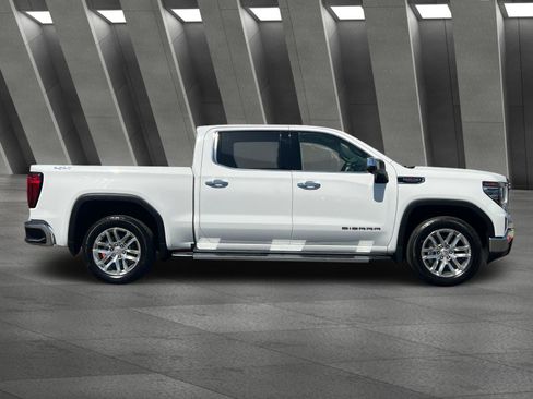 Used 2024 GMC Sierra 1500 SLT w/ SLT Premium Plus Package AWD/4WD image 3
