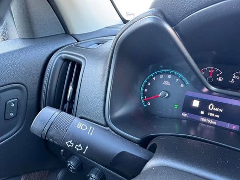 Used 2020 GMC Canyon Denali image 25