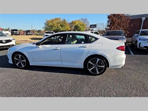 Certified 2025 Acura TLX w/ Technology Package image 30