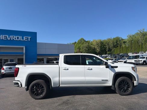 Used 2021 GMC Sierra 1500 Elevation w/ X31 Off-Road Package AWD/4WD image 3