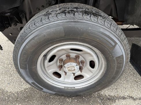 Used 2015 Ford F250 XL w/ Power Equipment Group image 11