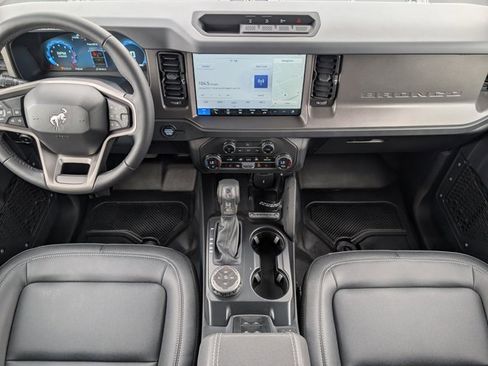 New 2025 Ford Bronco Big Bend w/ Black Diamond Package image 7