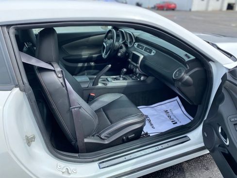 Used 2014 Chevrolet Camaro SS w/ RS Package image 12