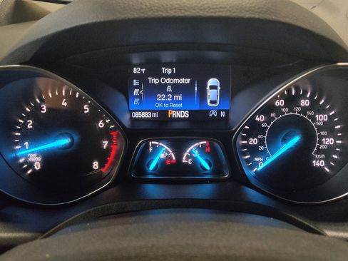 Used 2018 Ford Escape SE FWD image 23