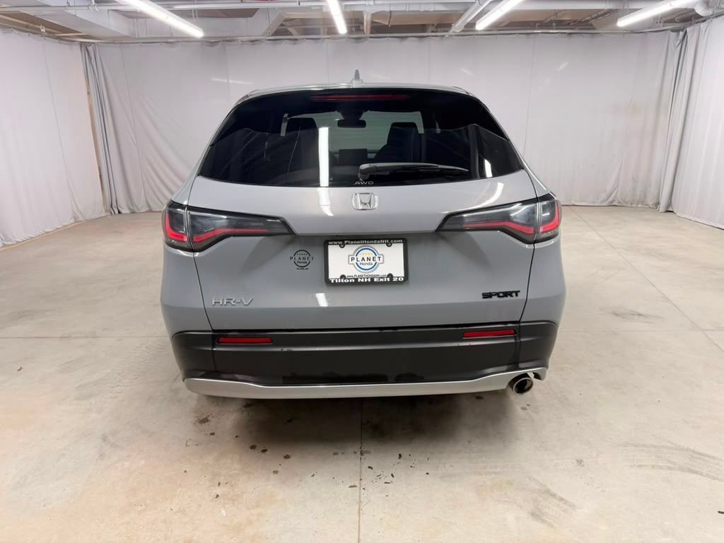 Certified 2024 Honda HR-V Sport image 10