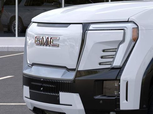 New 2026 GMC Sierra EV Denali AWD/4WD image 37