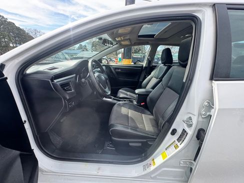 Used 2014 Toyota Corolla S image 15
